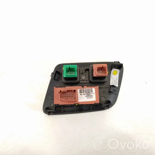 Citroen C4 Aircross Interruptor de control multifunción 9666882977