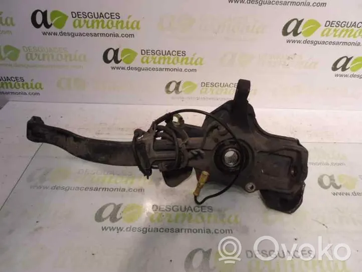 Alfa Romeo 156 Fuso a snodo con mozzo ruota anteriore 