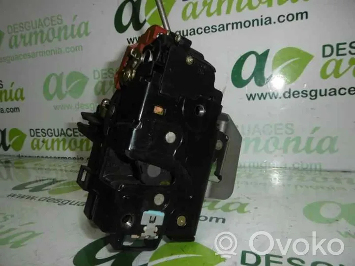 Audi A4 Allroad Serratura portiera anteriore 8E1837016C