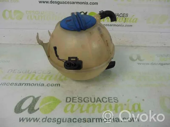 Dacia Sandero Vaso di espansione carburante 1K0121401A