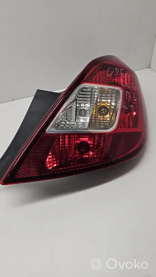 Opel Corsa D Aizmugurējais lukturis virsbūvē 13188047