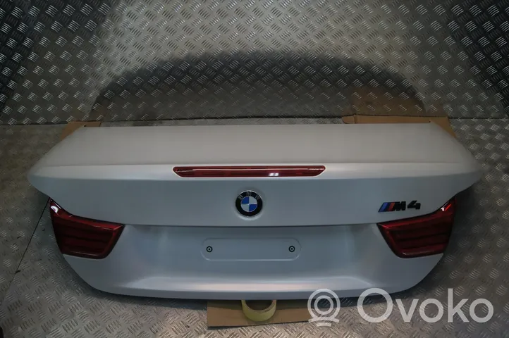 BMW M4 F82 F83 Takaluukun/tavaratilan kansi 