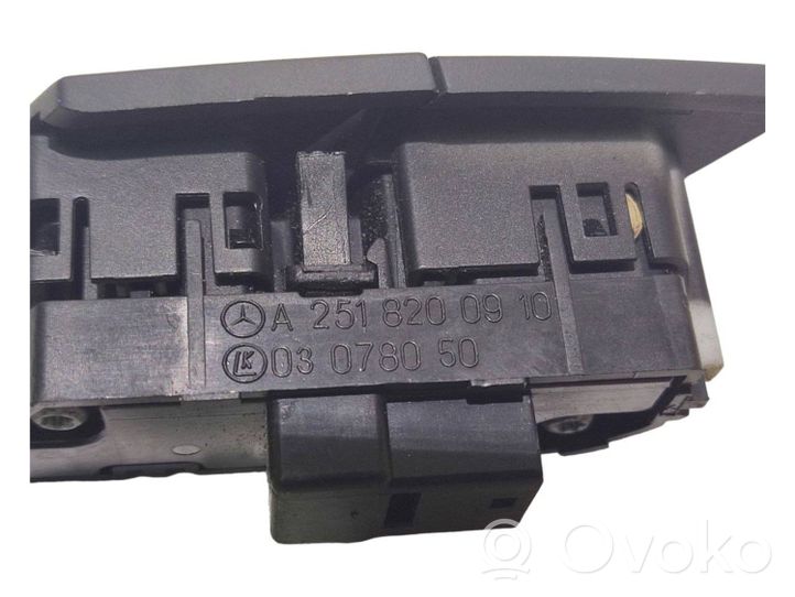 Mercedes-Benz GL X164 Central locking switch button A2518200910