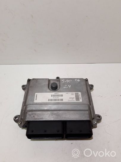 Volvo S40 Calculateur moteur ECU T106595