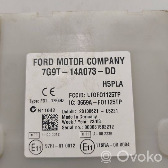 Ford Mondeo MK IV Module de fusibles 7G9T14A073DD