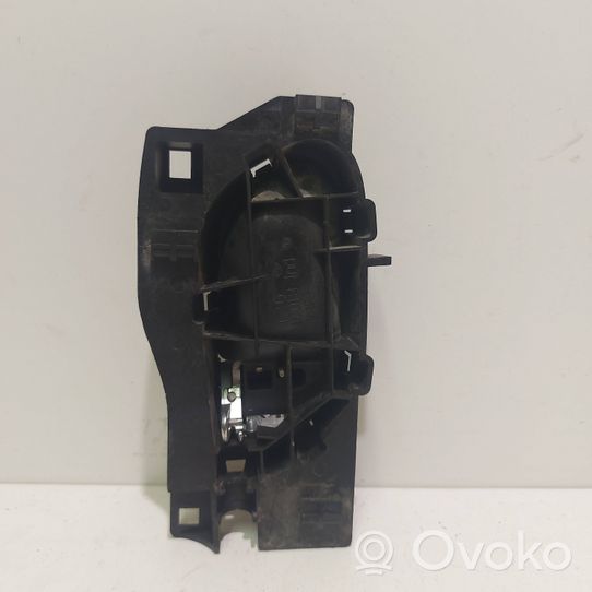 Citroen C4 I Poignée inférieure de porte avant 96635311