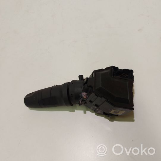 Nissan Primera Wiper control stalk 25260AV615