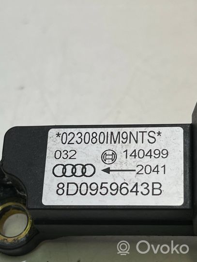 Audi A4 S4 B5 8D Czujnik uderzenia Airbag 8D0959643B