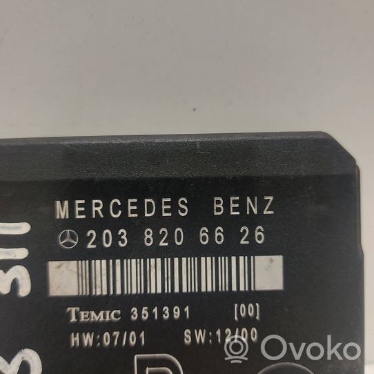 Mercedes-Benz C W203 Unité de commande / module de verrouillage centralisé porte 2038206626