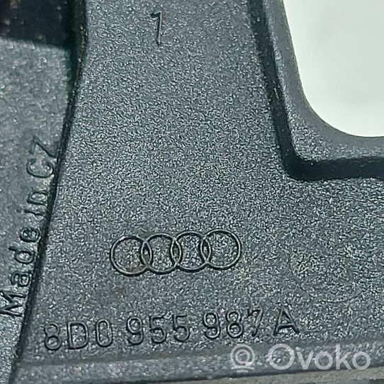 Audi A4 S4 B5 8D Buse de lave-glace 8D0955987A