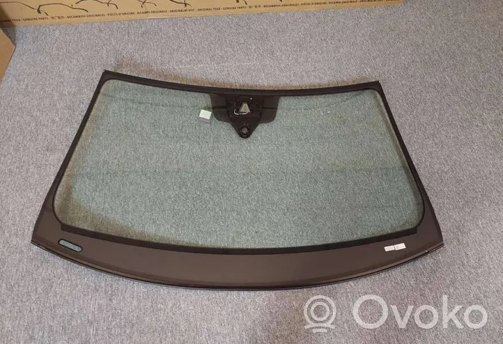 Audi Q7 4M Front windscreen/windshield window 4M0845099AG