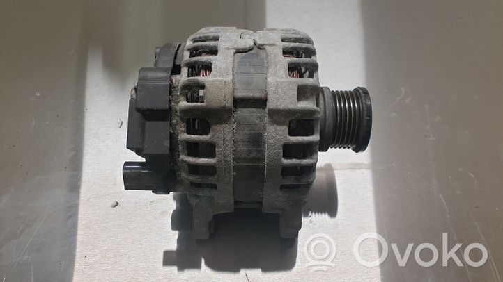 Volkswagen PASSAT B8 Alternator 03L903023K