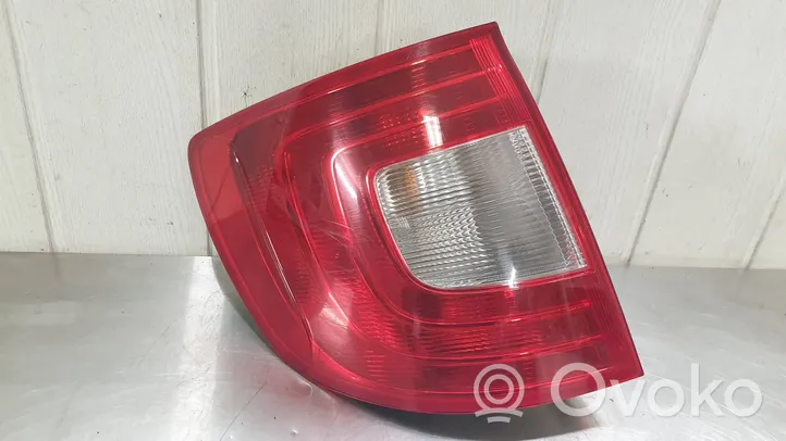 Skoda Superb B6 (3T) Rear/tail lights 3T9945095