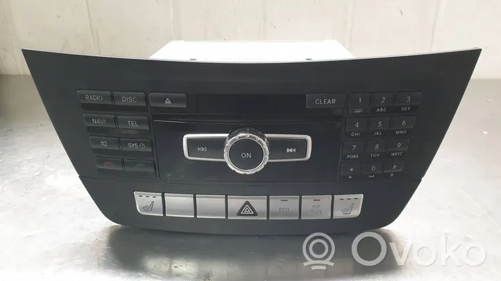 Mercedes-Benz C AMG W204 Unità principale autoradio/CD/DVD/GPS A2049009807