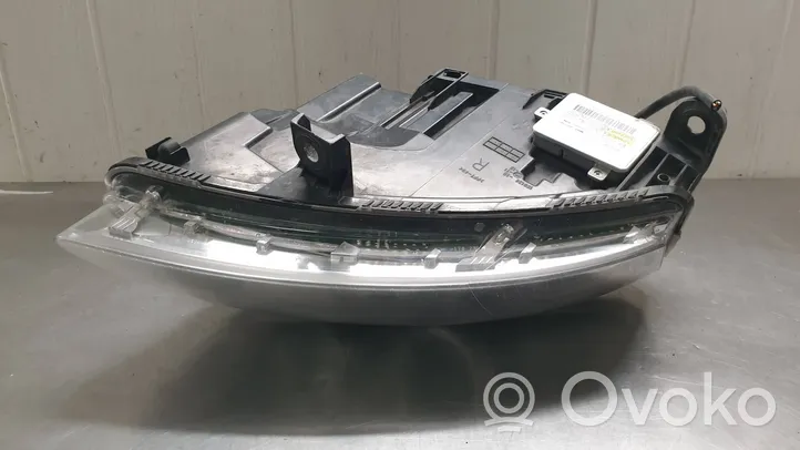 Audi A6 S6 C6 4F Lampa przednia 4F0941004