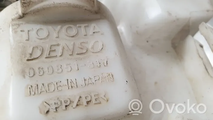 Toyota Prius (XW30) Zbiornik płynu do spryskiwaczy szyby przedniej / czołowej 1060851317