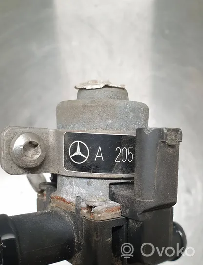 Mercedes-Benz C W205 Turboahtimen magneettiventtiili A2059063401
