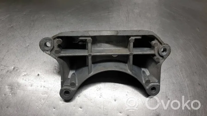 Mercedes-Benz C W205 Gearbox mounting bracket A2112420340