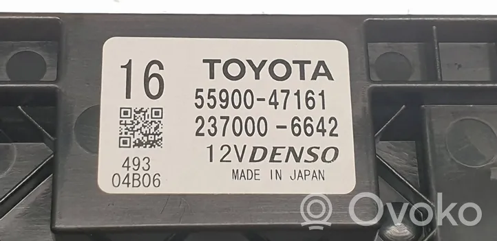 Toyota Prius+ (ZVW40) Oro kondicionieriaus/ klimato/ pečiuko valdymo blokas (salone) 5590047161
