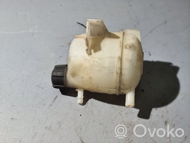 Nissan Kubistar Vase d'expansion / réservoir de liquide de refroidissement 8200686355