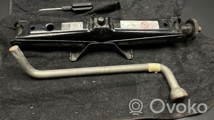 Fiat Ducato Kit d’outils 1321120080