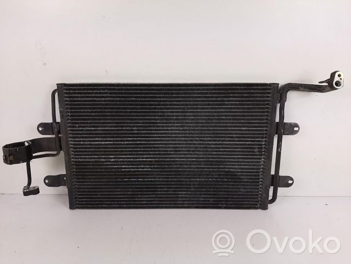 Volkswagen Bora Radiatore di raffreddamento A/C (condensatore) 1J0820413D