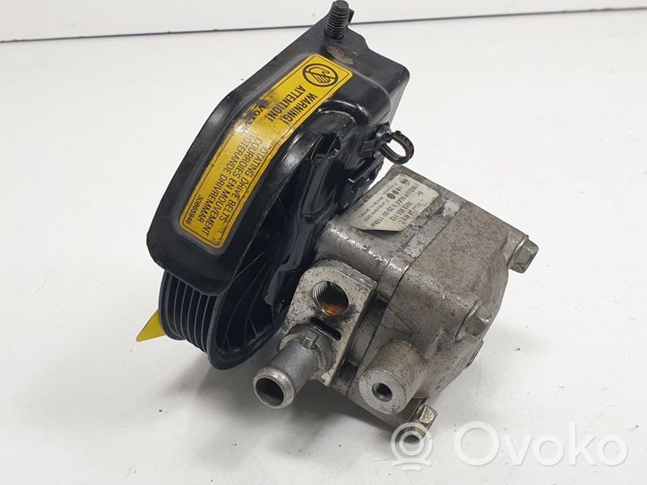 Volvo S40, V40 Ohjaustehostimen pumppu 7613955112