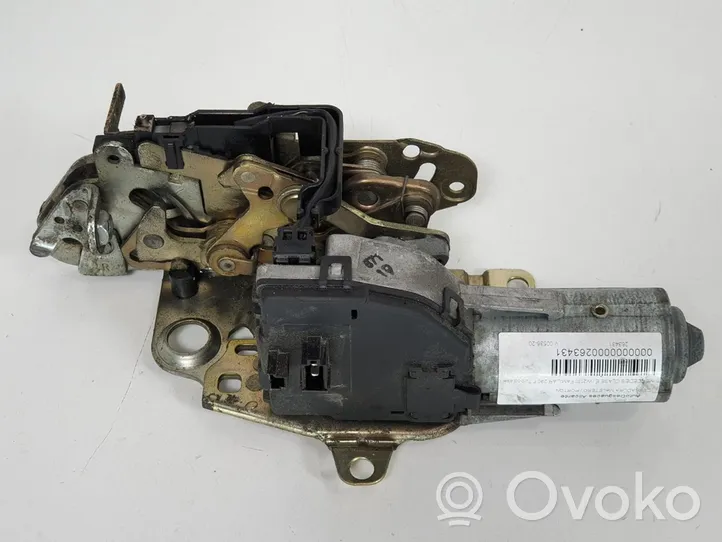 Mercedes-Benz E W210 Blocco chiusura del portellone 0390201678