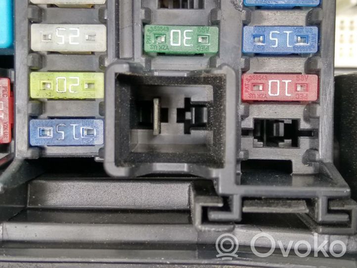 Lexus IS III XE30 Fuse module 7154555030