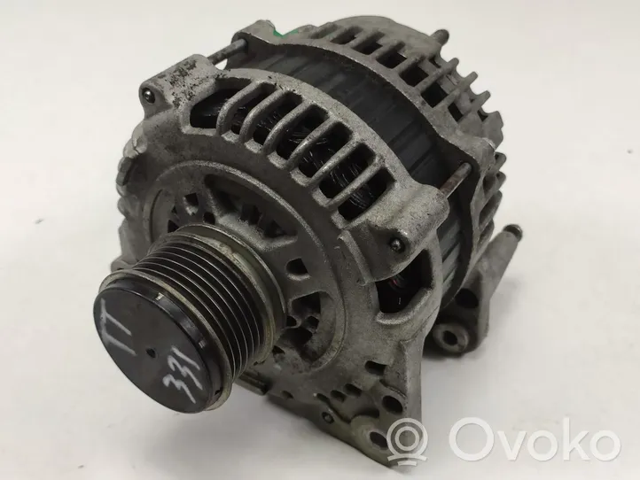 Nissan Serena Generatore/alternatore LRB00475