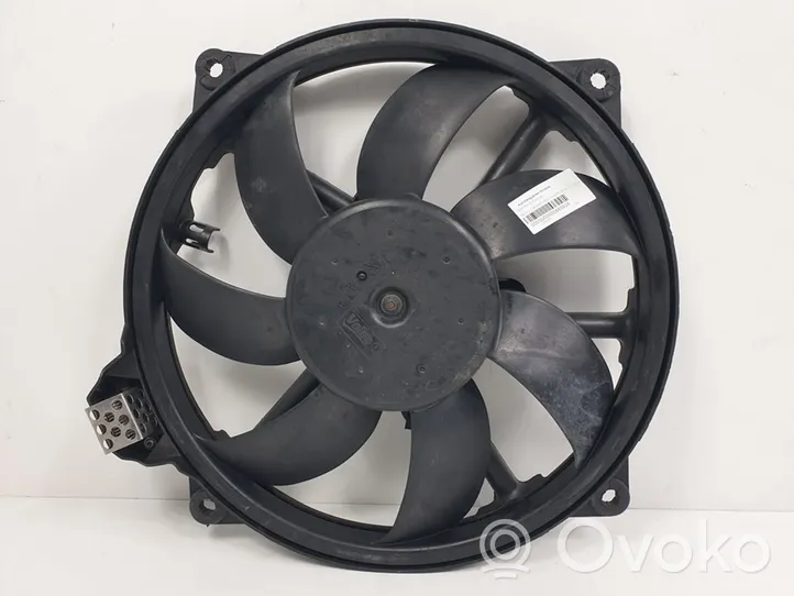 Renault Megane III Ventilateur de refroidissement de radiateur électrique 214810898R