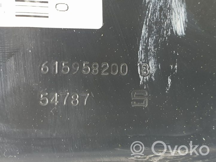Opel Ampera Pas bezpieczeństwa fotela tylnego 615958200