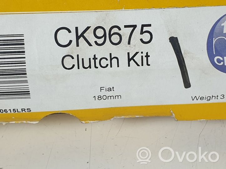 Fiat Punto (176) Kit d'embrayage CK9675
