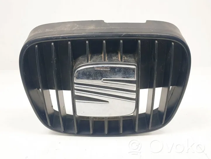 Seat Arosa Grille de calandre avant 6H0853668