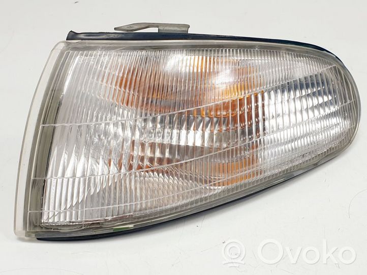 Hyundai Scoupe Faro/fanale 92301232