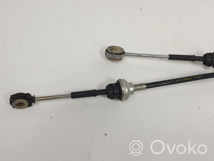 Opel Vivaro Gear shift cable linkage M610438