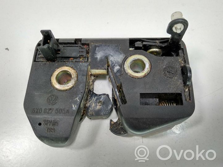 Volkswagen Polo III 6N 6N2 6NF Fissaggio gancio/anello 6X0827505A