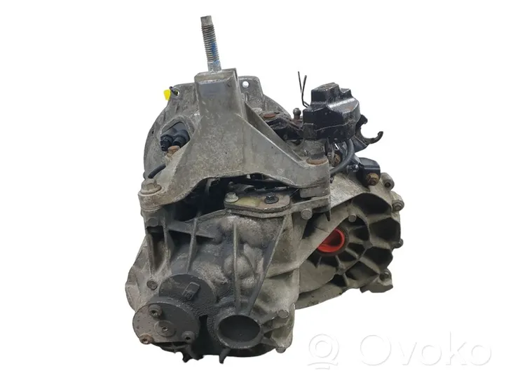 Ford Connect Mechaninė 5 pavarų dėžė 7T1R7002CB