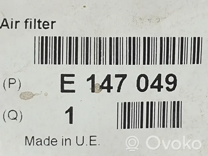 Ford Escort Scatola del filtro dell’aria E147049