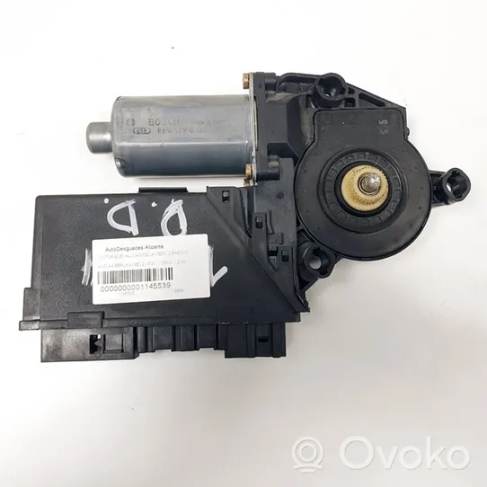 Audi A4 S4 B6 8E 8H Moteur de lève-vitre de porte avant 0130821764