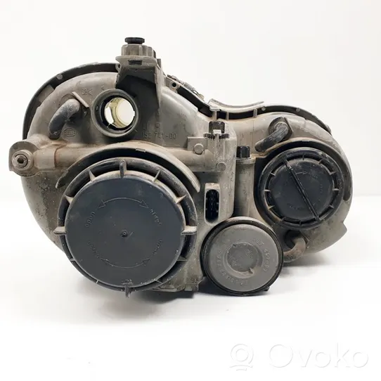 Mercedes-Benz CLK A209 C209 Phare frontale 15274100