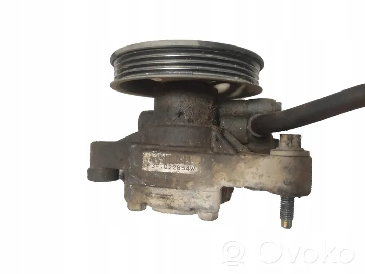 Honda CR-V Pompe de direction assistée P3F022854W