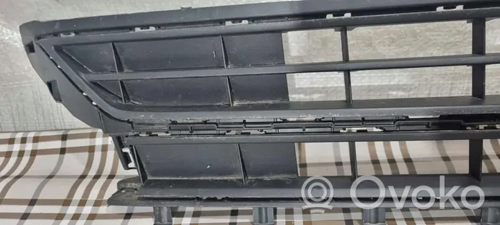 Volkswagen Polo VI AW Grille inférieure de pare-chocs avant 2GS853677