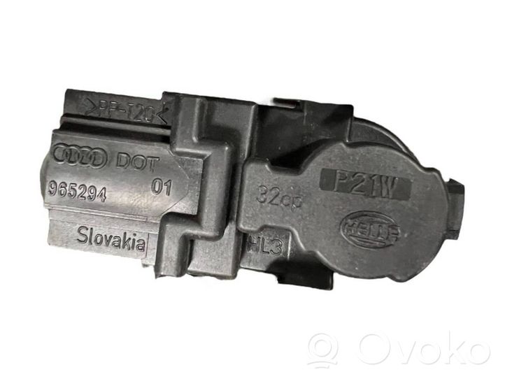 Audi A4 S4 B7 8E 8H Luci posteriori del portellone del bagagliaio 8E5945094A