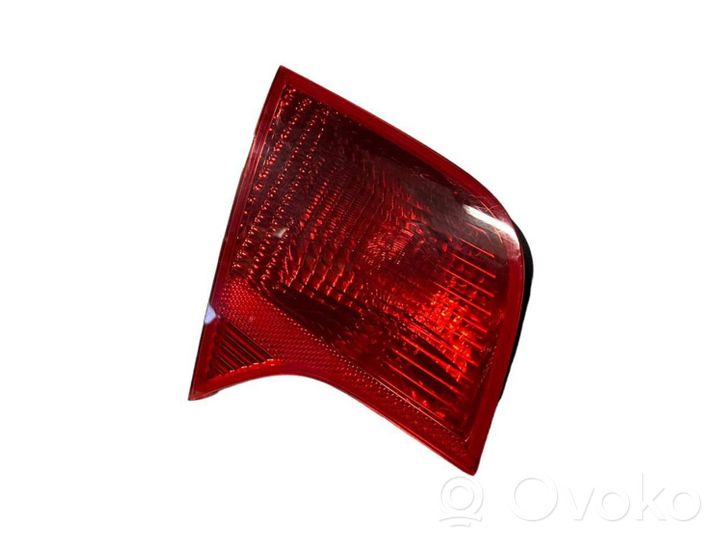 Audi A4 S4 B7 8E 8H Luci posteriori del portellone del bagagliaio 8E5945093A