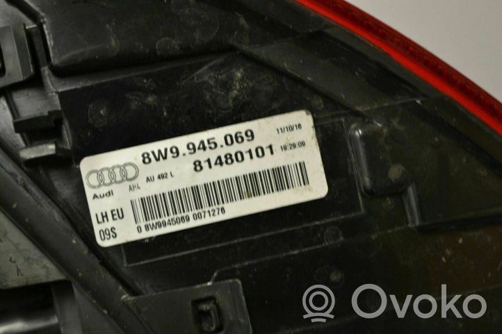 Audi A4 S4 B9 Lampy tylnej klapy bagażnika 8W9945076