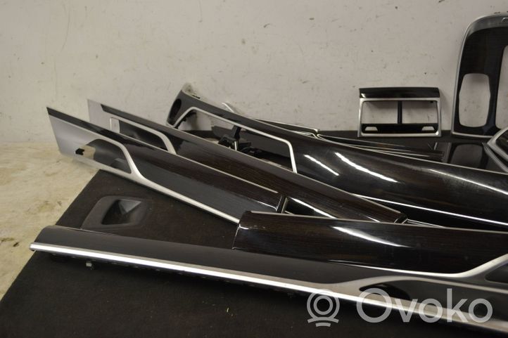 BMW 7 G11 G12 Inserti decorativi cornice della consolle centrale 8070731