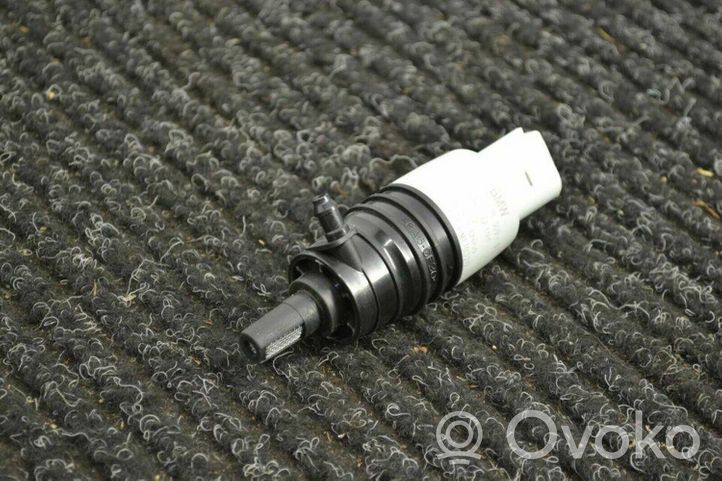 BMW 3 G20 G21 Pompe de lave-glace de pare-brise 7298309