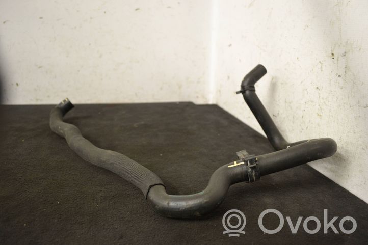 BMW 2 F45 Variklio aušinimo vamzdelis (-ai)/ žarna (-os) 9250566