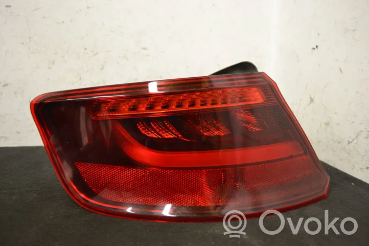 Audi A3 S3 8V Lampy tylne / Komplet 8v4945096d